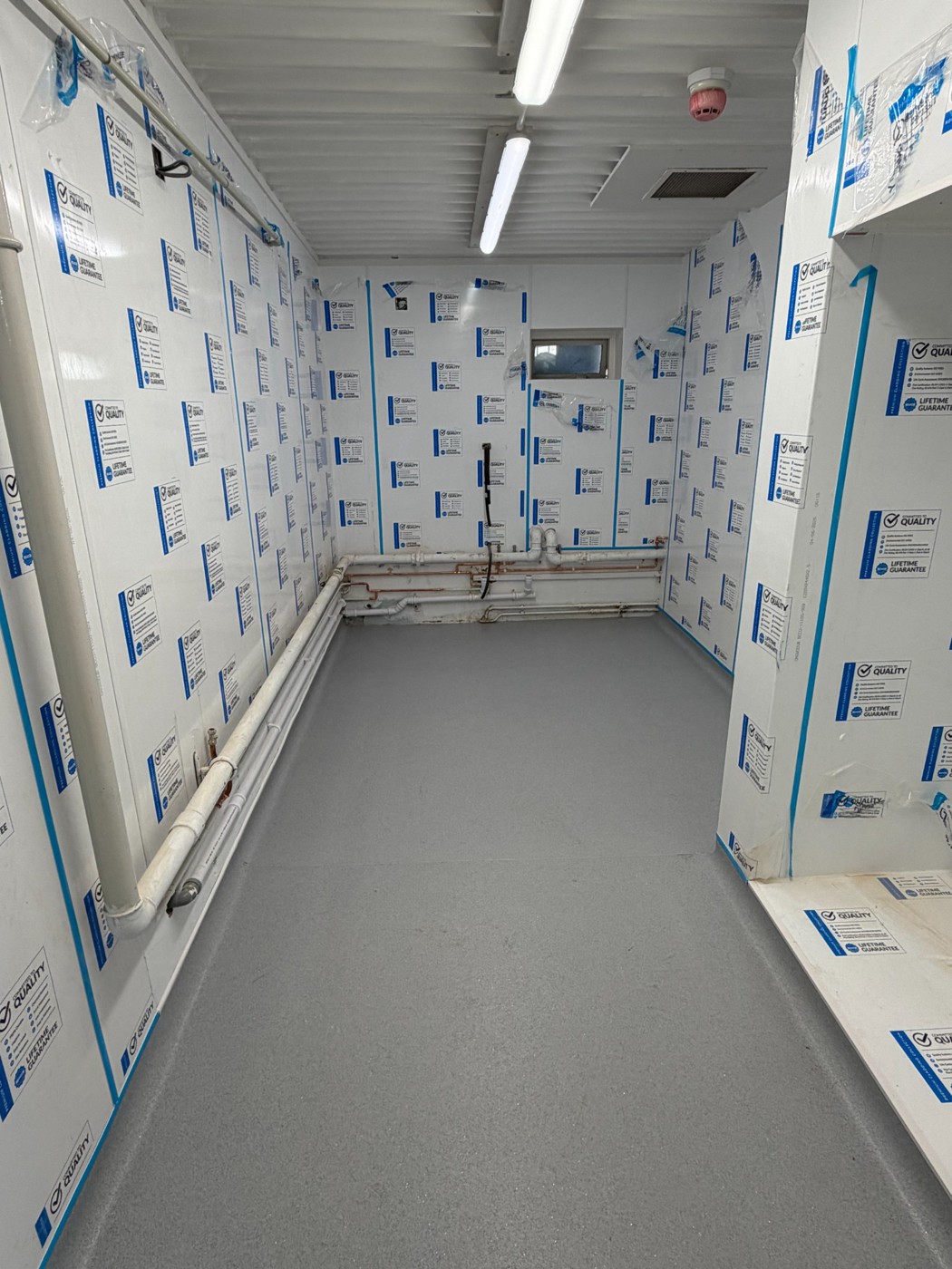 Louth Primary School: School kitchen refurbishment in progress